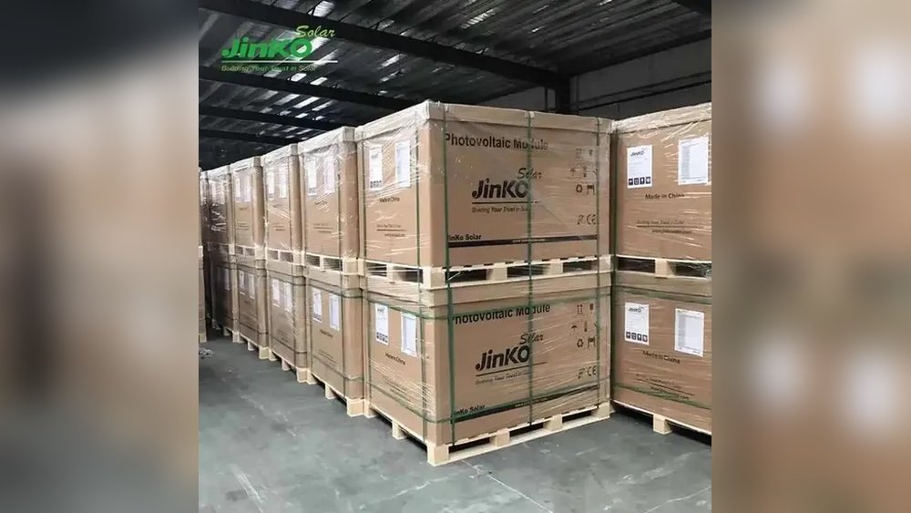 how many solar panels in one pallet.jpg